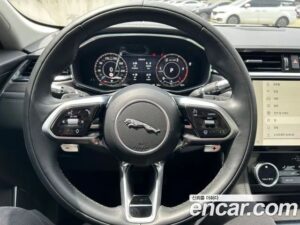 Jaguar F-PACE D200 S 2021 года из Южной Кореи