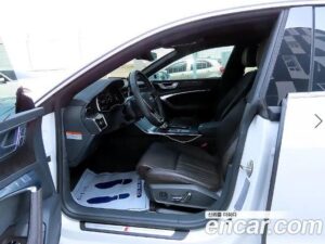 Audi A7 55 TFSI 4WD Premium 2020 года из Южной Кореи
