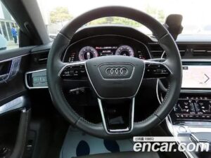 Audi A7 55 TFSI 4WD Premium 2020 года из Южной Кореи