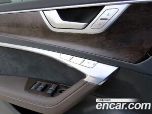 Audi A7 55 TFSI 4WD Premium 2020 года из Южной Кореи