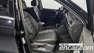 Volkswagen Tiguan 2.0 TDI Premium 2021 года из Южной Кореи