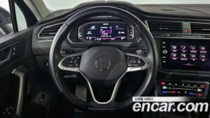 Volkswagen Tiguan 2.0 TDI Premium 2021 года из Южной Кореи