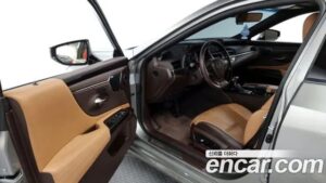 Lexus ES Executive 2021 года из Южной Кореи