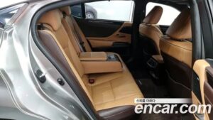 Lexus ES Executive 2021 года из Южной Кореи