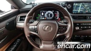 Lexus ES Executive 2021 года из Южной Кореи