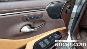 Lexus ES Executive 2021 года из Южной Кореи