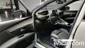 Peugeot 3008 1.5 BlueHDi GT Line 2020 года из Южной Кореи