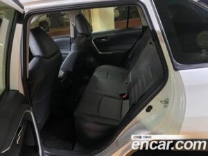 Toyota RAV4 2.5 2WD HYBRID 2022 года из Южной Кореи