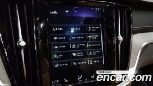 Volvo V60 T5 PRO AWD 2020 года из Южной Кореи