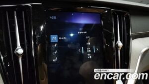 Volvo V60 T5 PRO AWD 2020 года из Южной Кореи