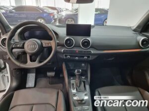 Audi Q2 35 TDI Premium 2023 года из Южной Кореи