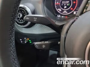 Audi Q2 35 TDI Premium 2023 года из Южной Кореи