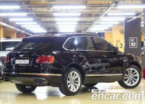 Bentley Bentayga 4.0 V8 2020 года из Южной Кореи