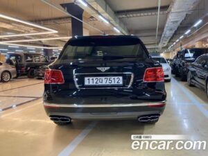 Bentley Bentayga 4.0 V8 2020 года из Южной Кореи