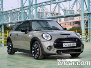 Mini Cooper HIGH 2020 года из Южной Кореи