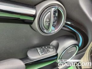 Mini Cooper HIGH 2020 года из Южной Кореи
