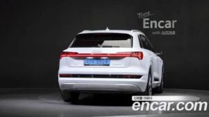 Audi e-tron 55 4WD 2022 года из Южной Кореи