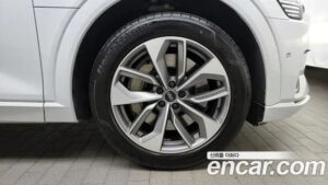 Audi e-tron 55 4WD 2022 года из Южной Кореи