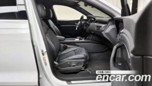 Audi e-tron 55 4WD 2022 года из Южной Кореи