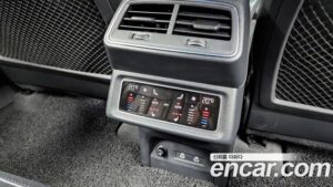 Audi e-tron 55 4WD 2022 года из Южной Кореи