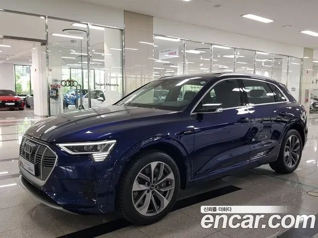 Audi e-tron 55 4WD 2022 года из Кореи