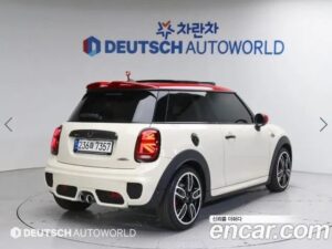 Mini Cooper JCW 2021 года из Южной Кореи