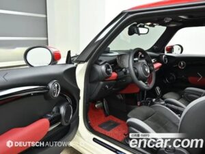 Mini Cooper JCW 2021 года из Южной Кореи