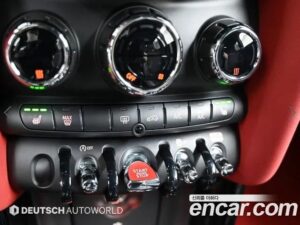 Mini Cooper JCW 2021 года из Южной Кореи