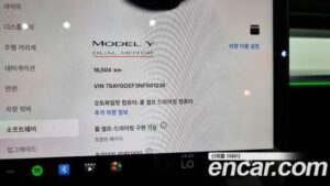 Tesla Model Y Performance 2022 года из Южной Кореи