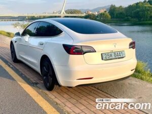 Tesla Model 3 Standard RANGE Plus 2020 года из Южной Кореи