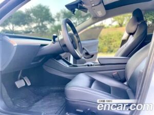 Tesla Model 3 Standard RANGE Plus 2020 года из Южной Кореи