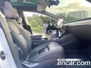 Tesla Model 3 Standard RANGE Plus 2020 года из Южной Кореи