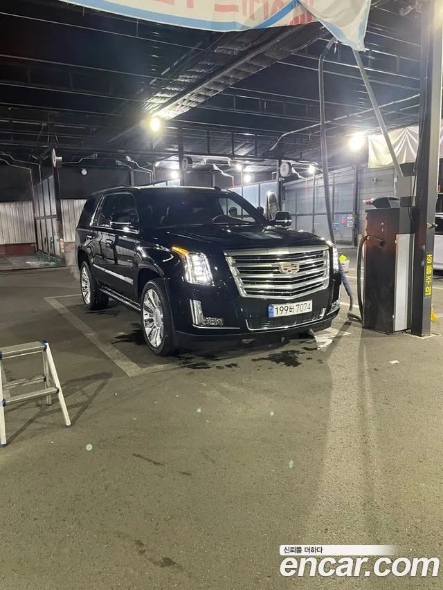 Cadillac Escalade 6.2 2019 года из Кореи