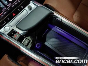 Audi e-tron 55 4WD 2022 года из Южной Кореи