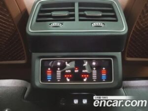 Audi e-tron 55 4WD 2022 года из Южной Кореи
