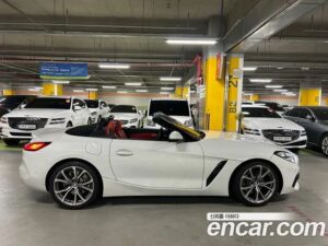 BMW Z4 sDrive20i Sport 2022 года из Южной Кореи