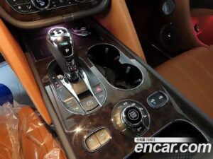 Bentley Bentayga 6.0 W12 2021 года из Южной Кореи