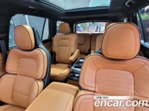 Lincoln Aviator 3.0 Black Label AWD 2022 года из Южной Кореи