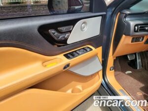 Lincoln Aviator 3.0 Black Label AWD 2022 года из Южной Кореи