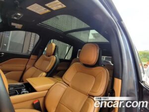 Lincoln Aviator 3.0 Black Label AWD 2022 года из Южной Кореи