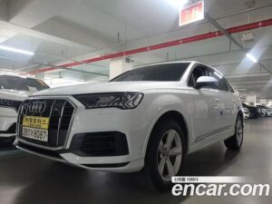 Audi Q7 45 TDI 4WD 2020 года из Южной Кореи