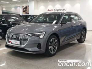 Audi e-tron 55 4WD 2022 года из Южной Кореи
