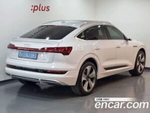 Audi e-tron 55 4WD Sportback 2022 года из Южной Кореи