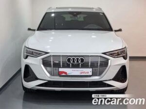 Audi e-tron 55 4WD Sportback 2022 года из Южной Кореи