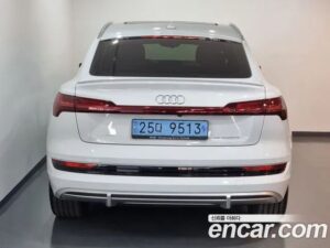 Audi e-tron 55 4WD Sportback 2022 года из Южной Кореи