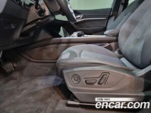 Audi e-tron 55 4WD Sportback 2022 года из Южной Кореи