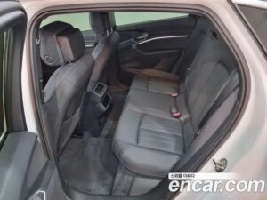Audi e-tron 55 4WD Sportback 2022 года из Южной Кореи
