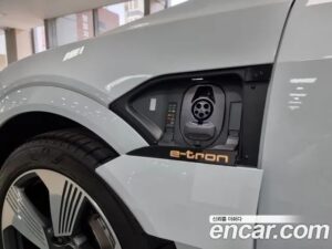 Audi e-tron 55 4WD Sportback 2022 года из Южной Кореи