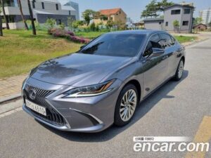 Lexus ES Executive 2020 года из Южной Кореи