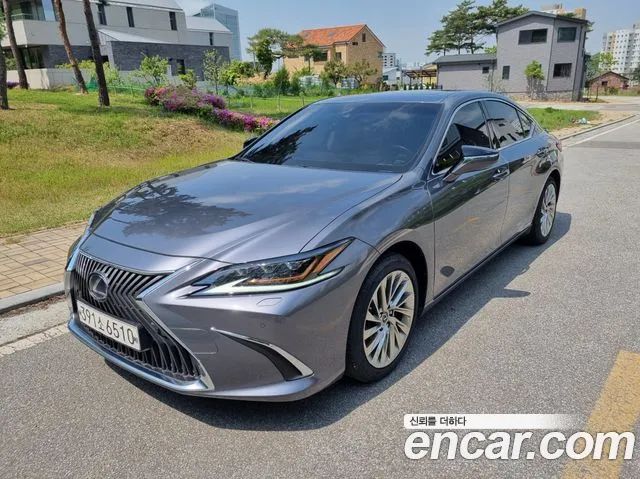 Lexus ES Executive 2020 года из Кореи
